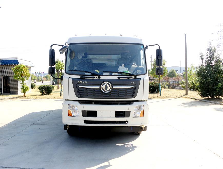 東風(fēng)天錦吸塵車